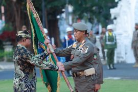 Kirab Pataka "Jer Basuki Mawa Beya" tiba di Banyuwangi
