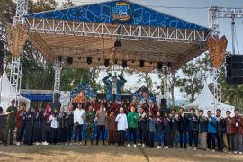 Pekan seni Banua DEMA Institut Agama Islam Darussalam meriah