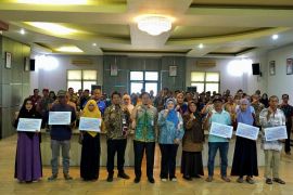 Kalsel kemarin, dari bantuan Kemensos RI hingga Langit Kalsel kembali membiru