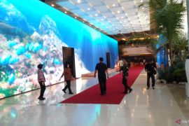 Panitia penyelenggara mulai dekor BNDCC jadi lokasi KTT AIS Forum
