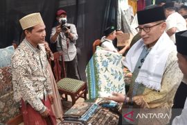 Kemenparekraf bekali ribuan santri Cirebon terjun ke industri kreatif