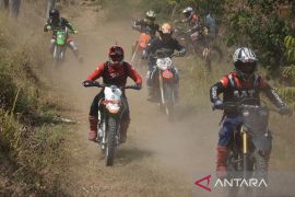 Aksi peserta Trabas Bhayangkara di Temanggung