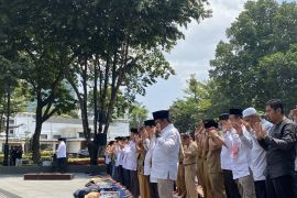 Kota Bandung gelar shalat istisqa bersama ASN