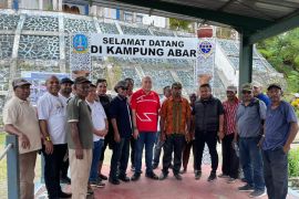 Kadin Papua siap membantu perajin gerabah Kampung Abar