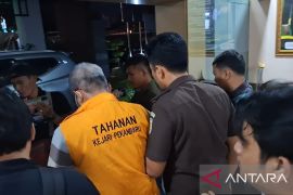 Dugaan korupsi penyertaan modal PT BSP, Kejari Pekanbaru tahan Direktur PT ZES