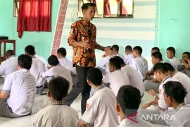 Hipmi Penajam terjun ke sekolah tanam pola pikir  kewirausahaan pelajar