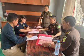 Kejati Sulsel limpahkan berkas perkara tersangka dugaan korupsi Pegadaian Rantepao