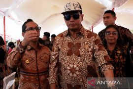 Menteri Perhubungan menanggapi harga tiket pesawat di NTT mahal