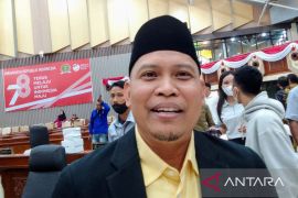 DPRD Kaltim minta Pemprov tingkatkan kualitas SLB