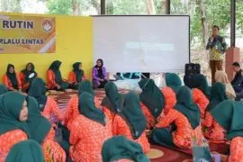 DPW Tanah Laut ikuti sosialisasi berlalu lintas