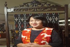 Merajut Cinta Budaya pada Tenun Sumba Barat Daya