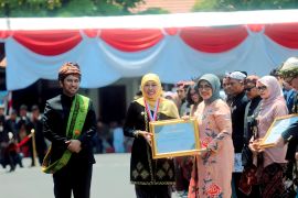 Pemkab Lumajang terima penghargaan pengembangan kambing Senduro