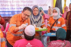 Animo masyarakat besar, PT Agincourt Resources tambah kuota operasi katarak gratis untuk 1.300 mata