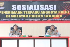 Polda Kalbar sosialisasikan penerimaan anggota Polri kepada pelajar