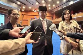 Menparekraf Sandiaga Uno buka opsi penurunan harga tiket kerja target pariwisata