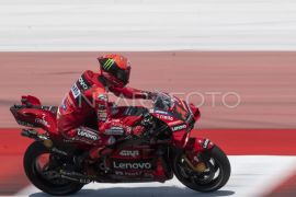 Latihan bebas 1 MotoGP Mandalika 2023 Page 1 Small