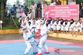 Polsek Barumun kembali gelar kejuaraan Karate antar pelajar se - Palas
