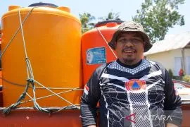 BPBD Bone Bolango salurkan bantuan air bersih ke tiga kecamatan