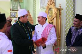Pemkab Bekasi pugar makam ulama pejuang KH Raden Ma'mun Nawawi
