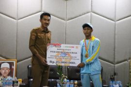 Atlet Kabupaten terima bonus sebesar Rp5,2 miliar