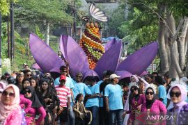 Sedekah bumi di Surabaya