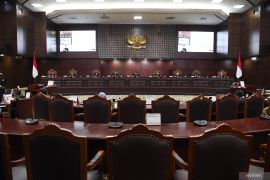 MK kabulkan penarikan kembali uji materi batas usia capres-cawapres