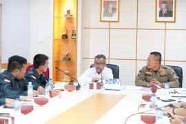 Pemkot Batam perintahkan OPD mengerahkan personel tertibkan APS pemilu