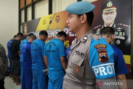 Kasus pengeroyokan di kafe hingga meninggal karena dendam