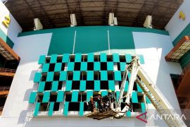 DLH Surabaya terapkan pencegahan aroma sampah di Stadion GBT