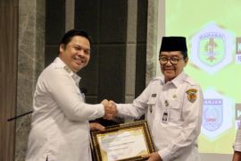 Pemkab HST raih penghargaan pengadaan barang jasa terbaik se-Kalsel