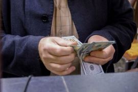 Dolar AS menguat jelang keputusan The Fed