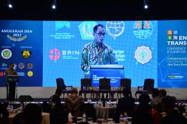 Menhub ajak pelaku sektor energi promosikan transportasi massal