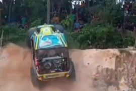 Polisi akan periksa pengemudi mobil "offroad" tabrak penonton di Jambi
