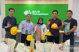 BPJAMSOSTEK Pontianak bagikan APD,  aktif berikan perlindungan