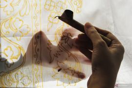 Upaya UKM promosikan budaya DKI ke mancanegara melalui batik Betawi