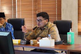 Pemkab Kediri percantik penataan taman Simpang Lima Gumul