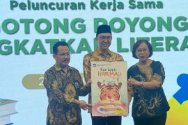 Kemendikbud dan Tanoto distribusikan 76 ribu buku bacaan bermutu
