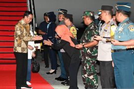 Presiden Jokowi tiba di Jawa Timur hadiri peringatan Hari Santri 2023