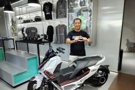 Produsen motor listrik perluas pasar di Surabaya