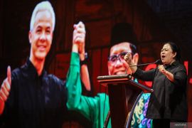Puan Maharani konsolidasi relawan Ganjar Mahfud se-Jatim