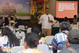 Lokakarya foto jurnalistik di Bali