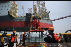 Harga minyak tertekan kekhawatiran permintaan global