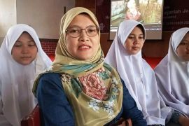 KPU Langkat gelar nonton bareng