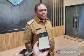 Bupati Manokwari: Optimalkan PAD melalui Perda PDRD