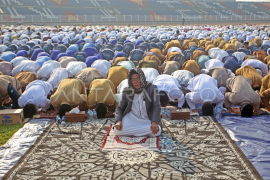 Sholat memohon turun hujan di Tangerang Page 1 Small