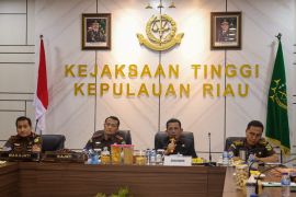 Gubernur Ansar ajak kepala desa manfaatkan program "Jaga Desa"
