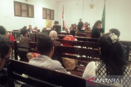 Hakim Ambon vonis paman setubuhi keponakan 14 tahun penjara