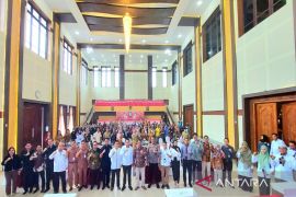 MES ajak masyarakat Kotim berinvestasi di pasar modal syariah