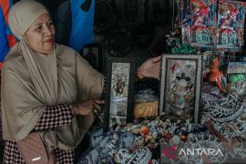 Kerajinan kerang Surabaya