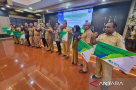 Pemkab Manokwari lindungi 21.358 pekerja rentan melalui BPJAMSOSTEK